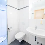 Nuernberger Hof 3*
