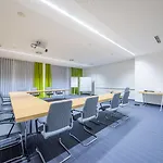 Nuernberger Hof 3*