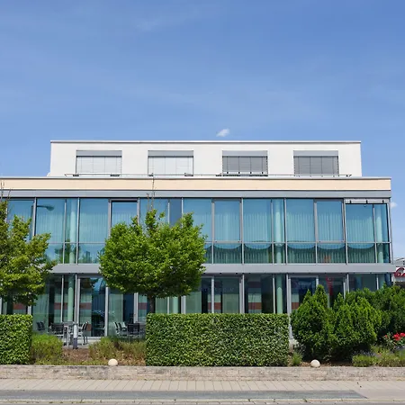 Nuernberger Hof Hotel