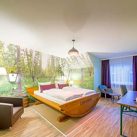 Nuernberger Hof Hotel 3*