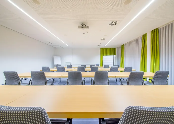 Nuernberger Hof מלון 3*